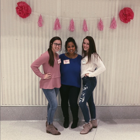 Meet your Posher, Caroline - Picture 3 of 6